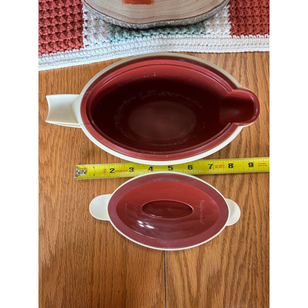 Tupperware Insulated Gravy Boat Sauce Server Cream Burgundy 550ml 400ml Vintage - Picture 4 of 13